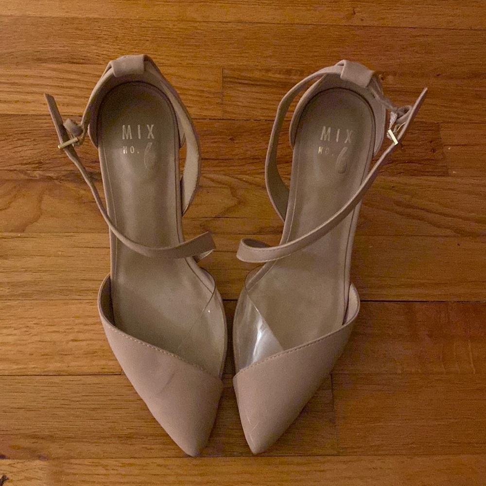 Nude pointed tan heels with straps